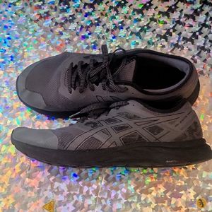 ASICS Mens 12 Trail scout sneakers. Gray w/black accents. Great shape overall.